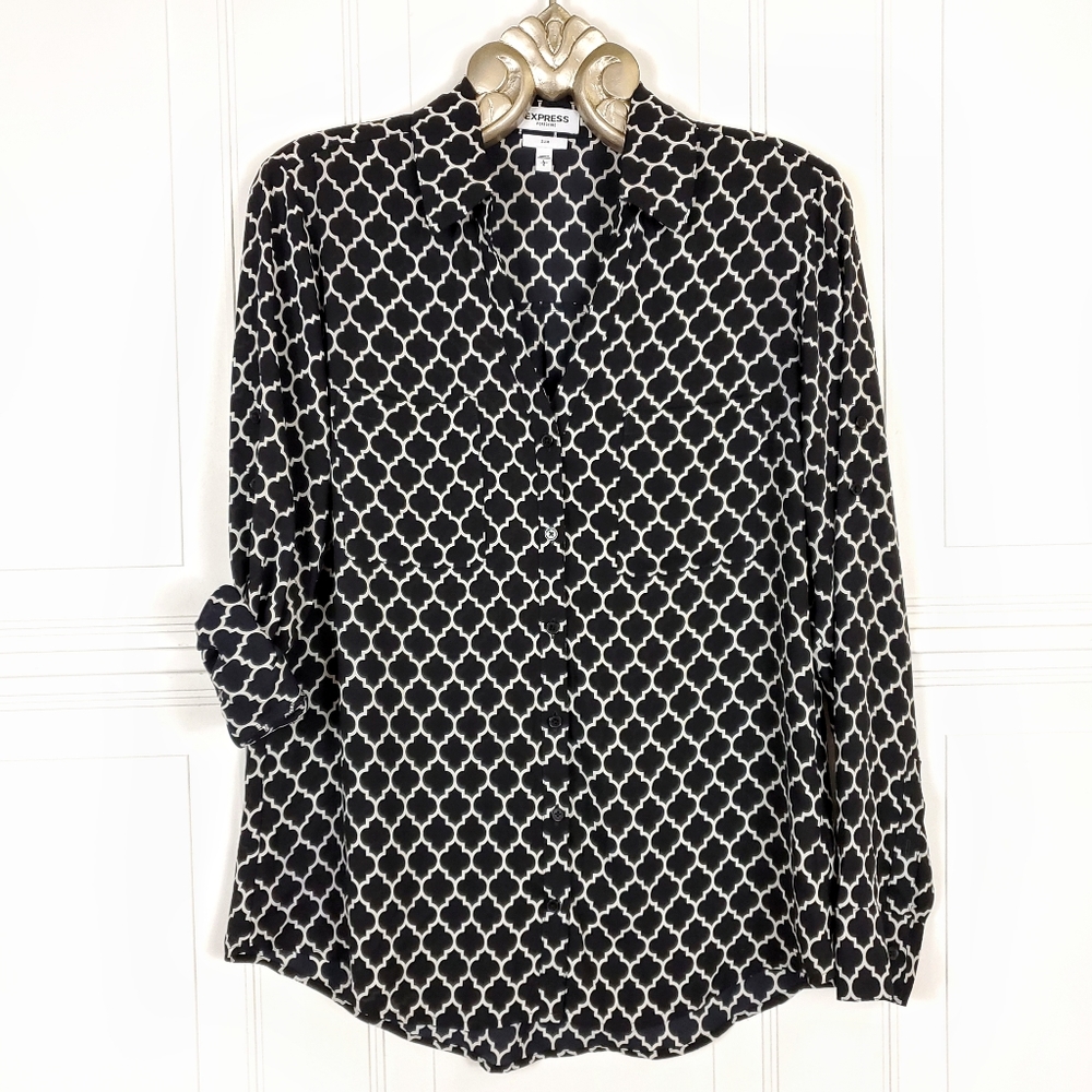 EXPRESS Slim Fit Portofino Roll Tab Button Up L - Picture 3 of 8